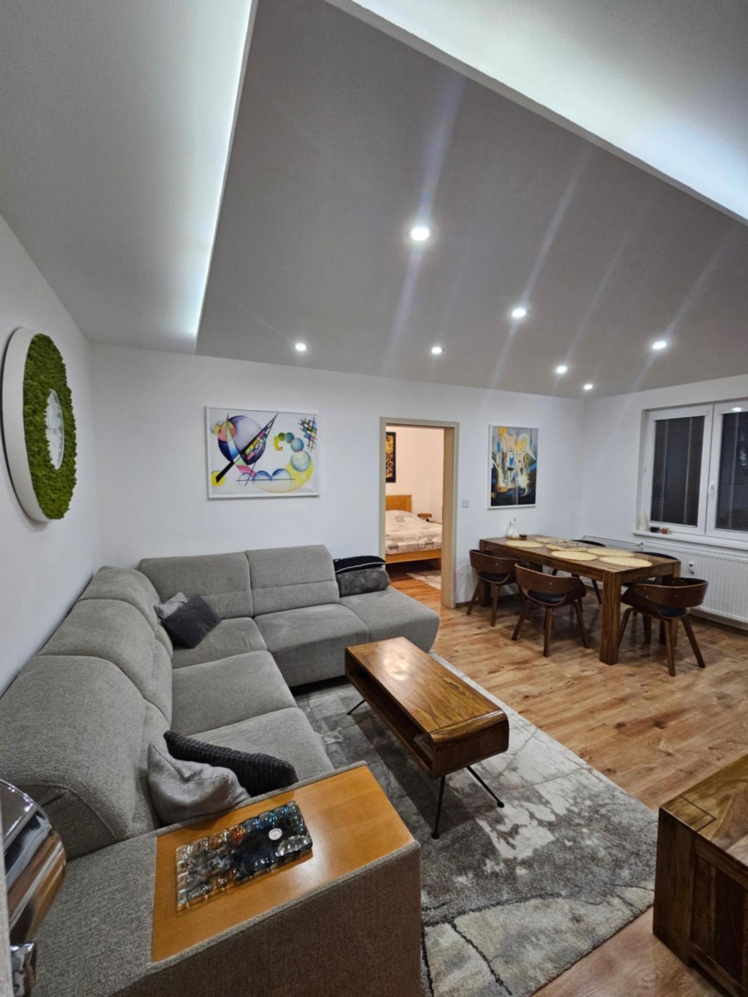 Apartman U Petra Banska Stiavnica Luaran gambar