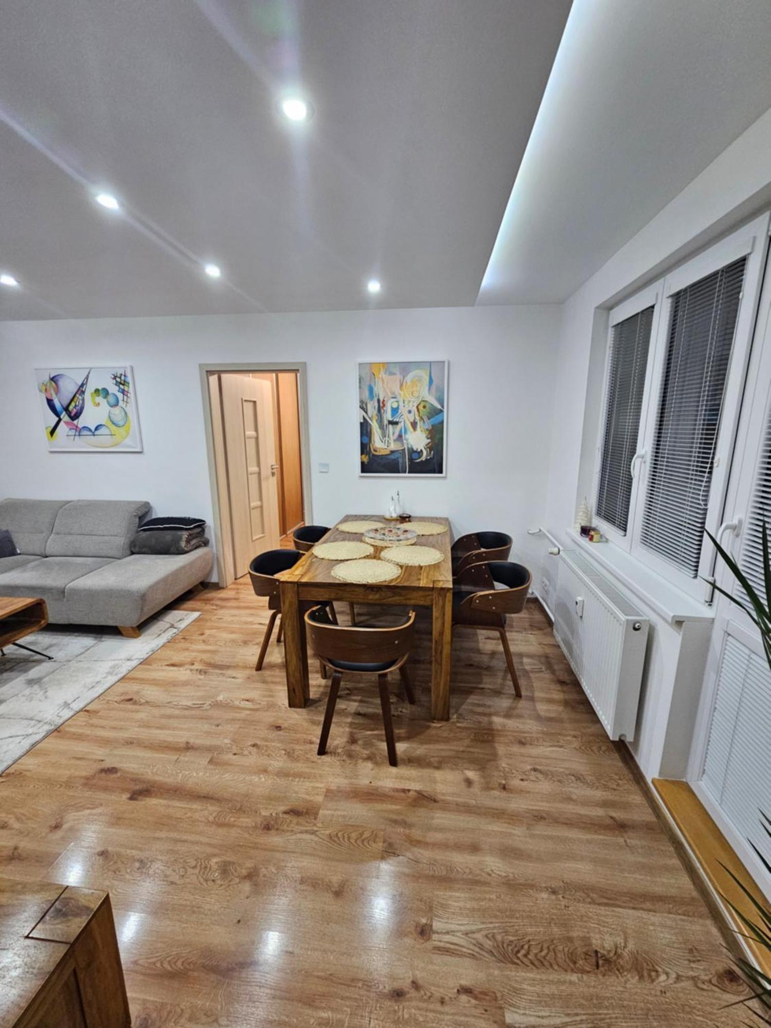 Apartman U Petra Banska Stiavnica Luaran gambar
